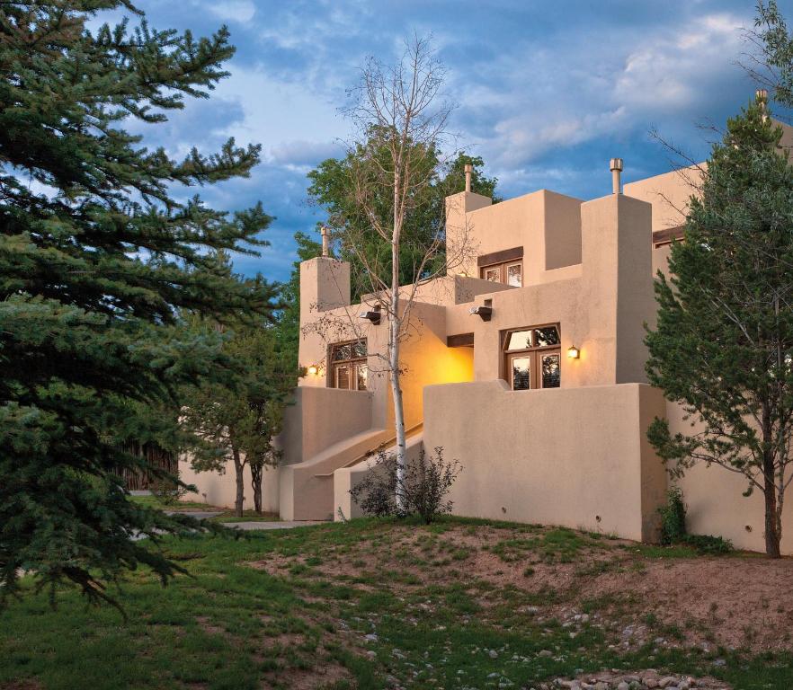 Club Wyndham Taos Main image 1